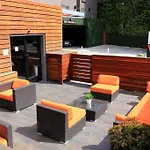 Blvd Hotel & Suites - Walking Distance To Hollywood Walk Of Fame (Adults Only)